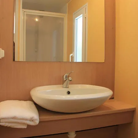 In De La Costa 3641 * Calella